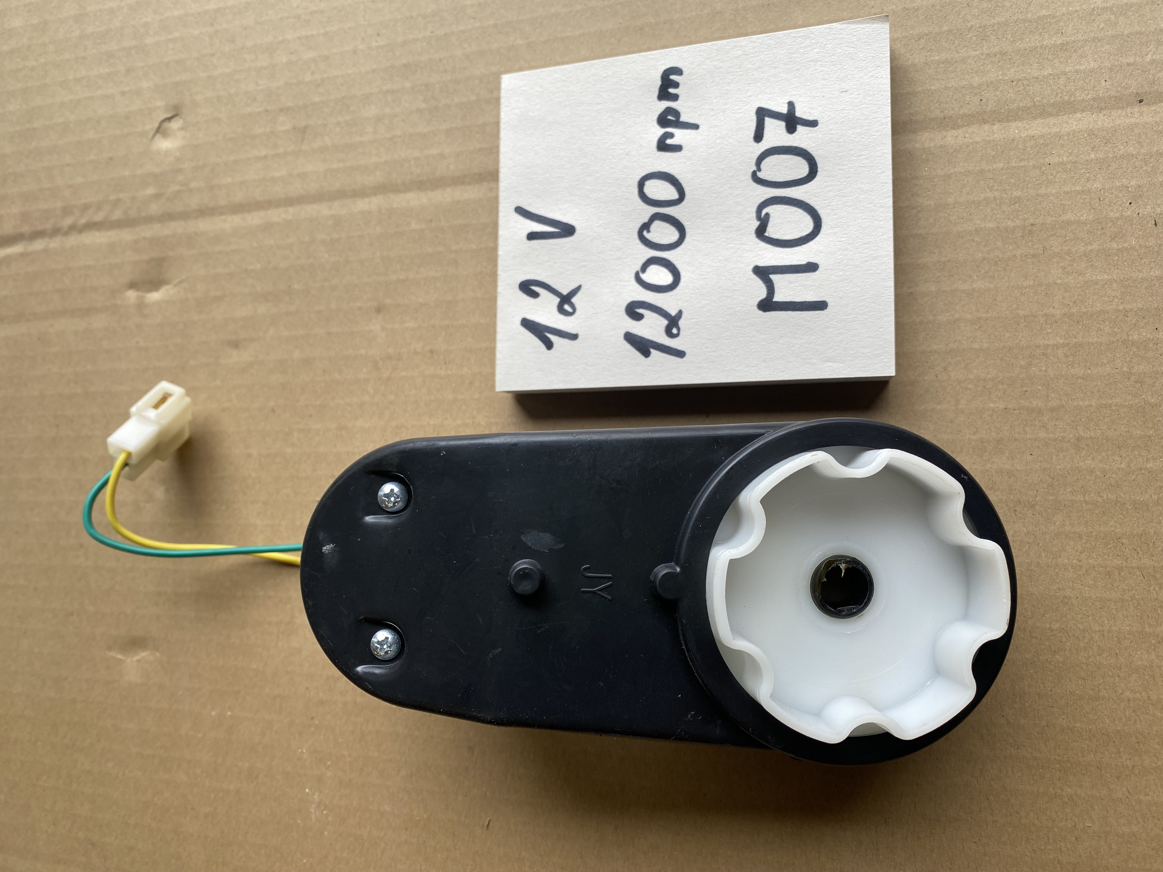 Motor s prevodovkou 12V 12000rpm - použitý