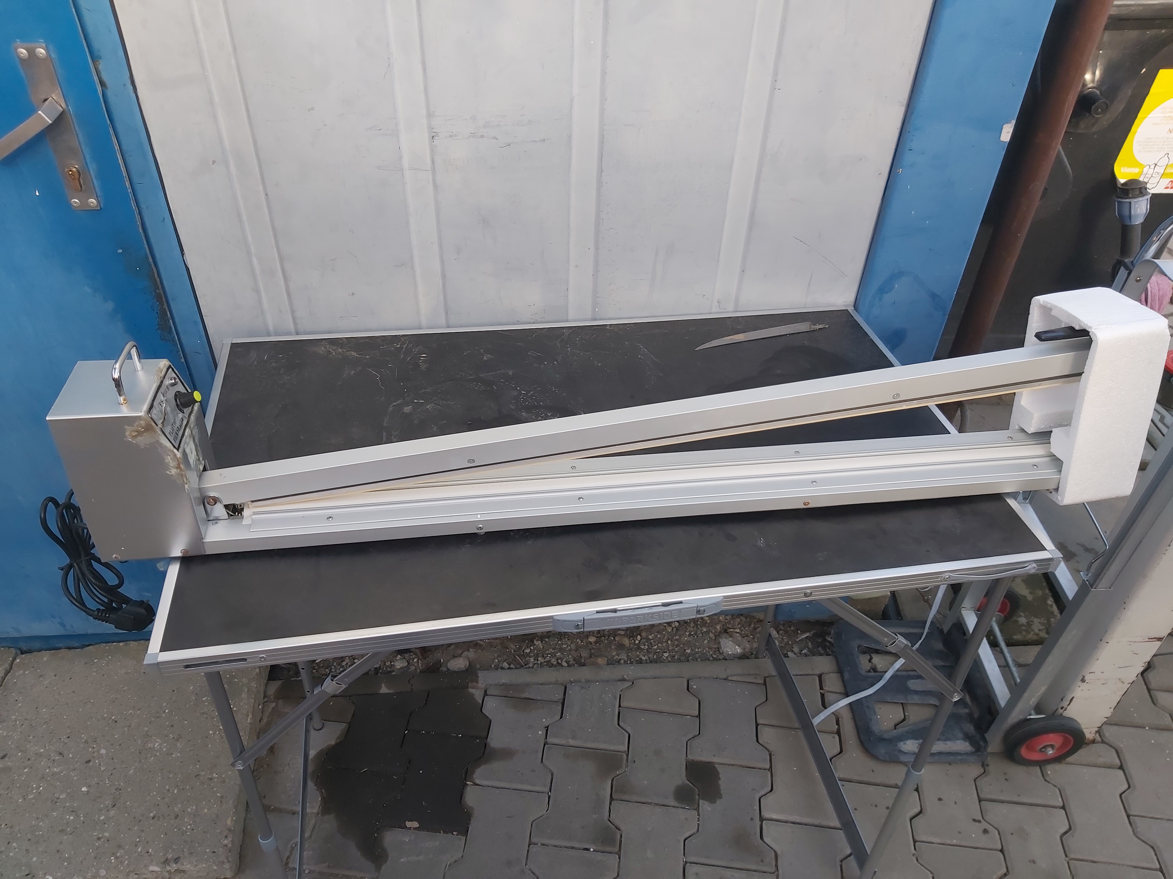 Zváračka fólií FS-1000H, Používaný