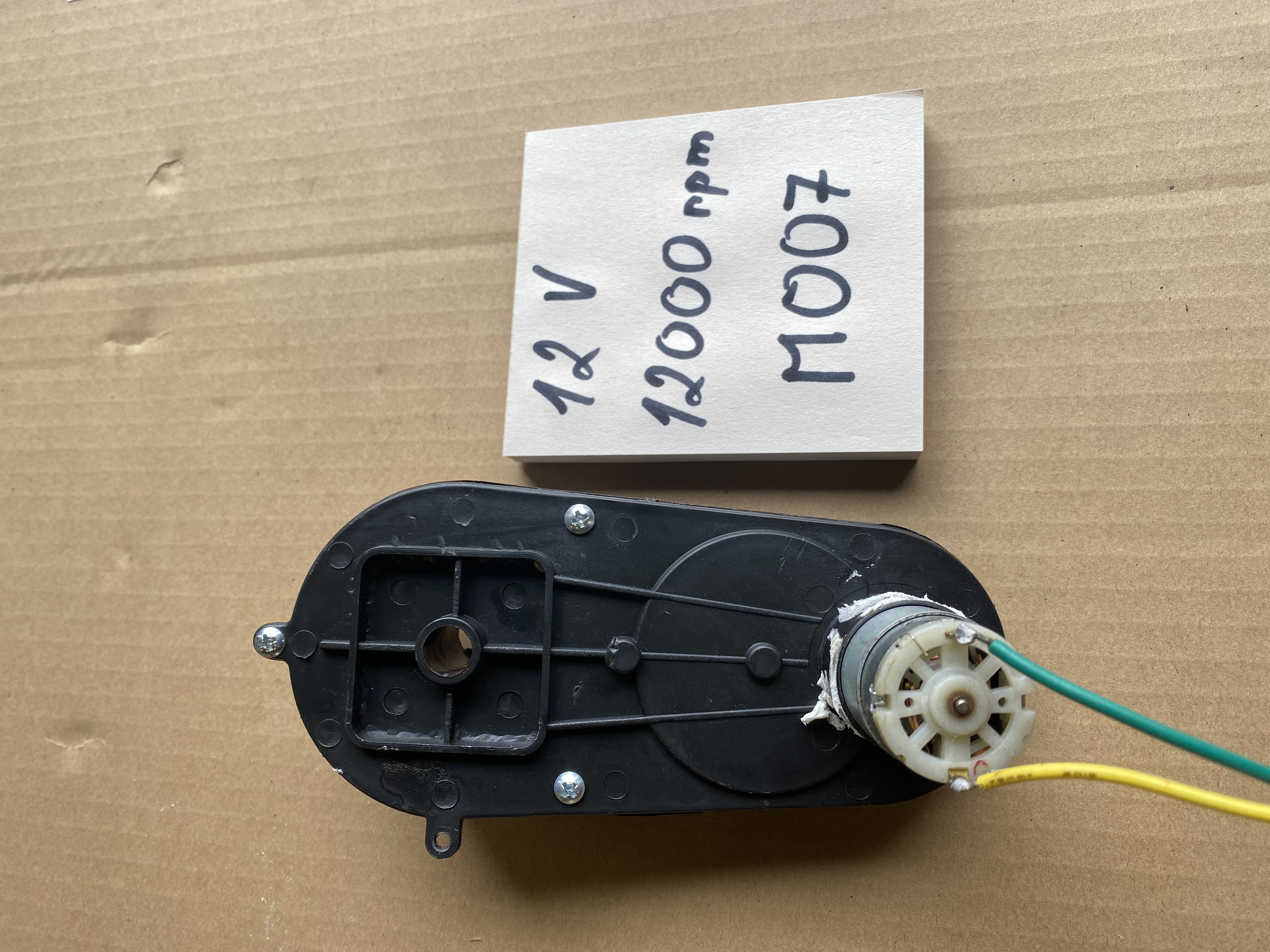 Motor s prevodovkou 12V 12000rpm - použitý