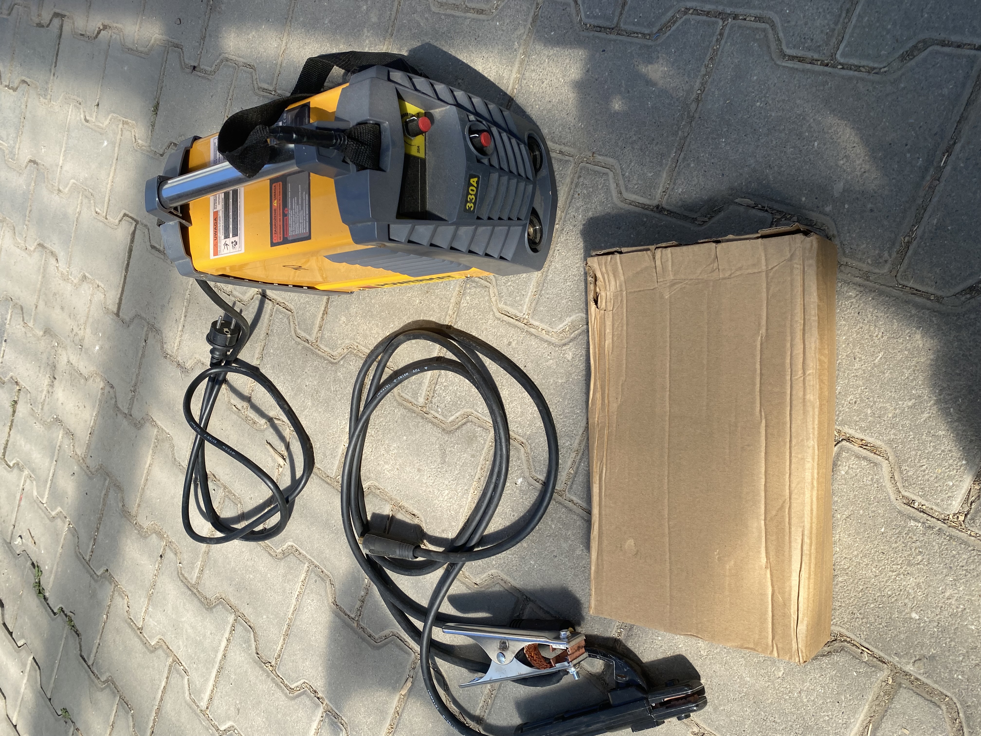 Invertorová elektródová zváračka 260A IGBT PM-MMA-260SN - POWERMAT, POUŽITÁ