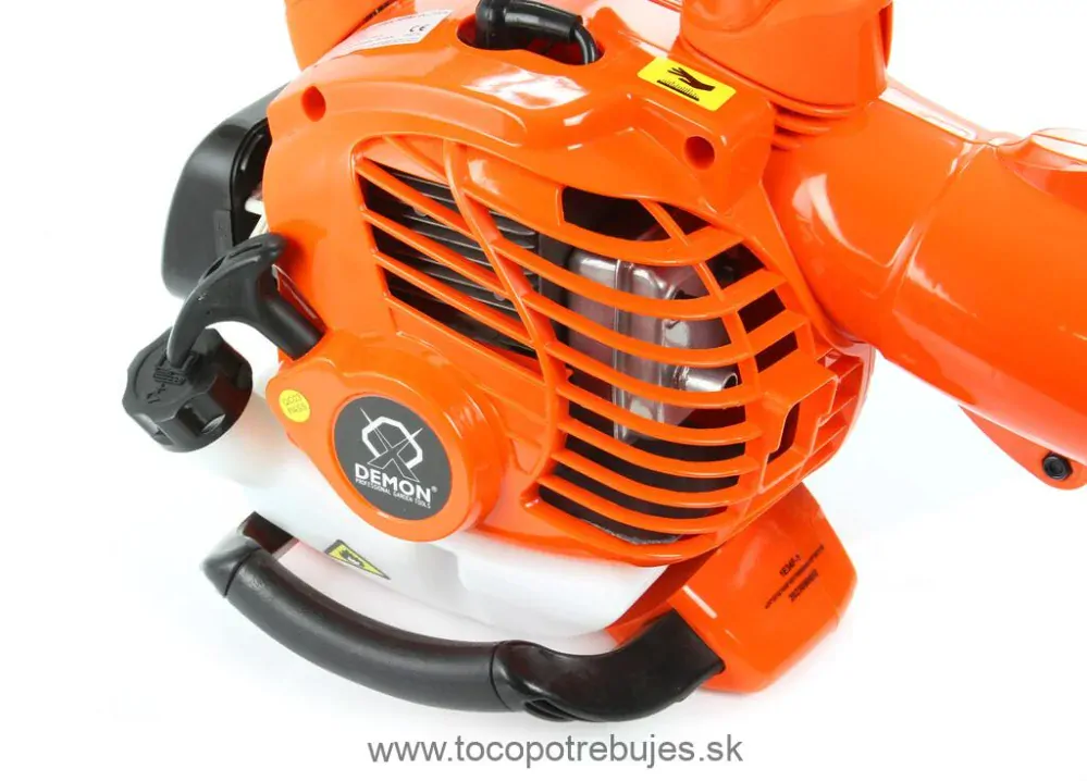 Benzínový motorový fúkar na lístie Demon GT M88171