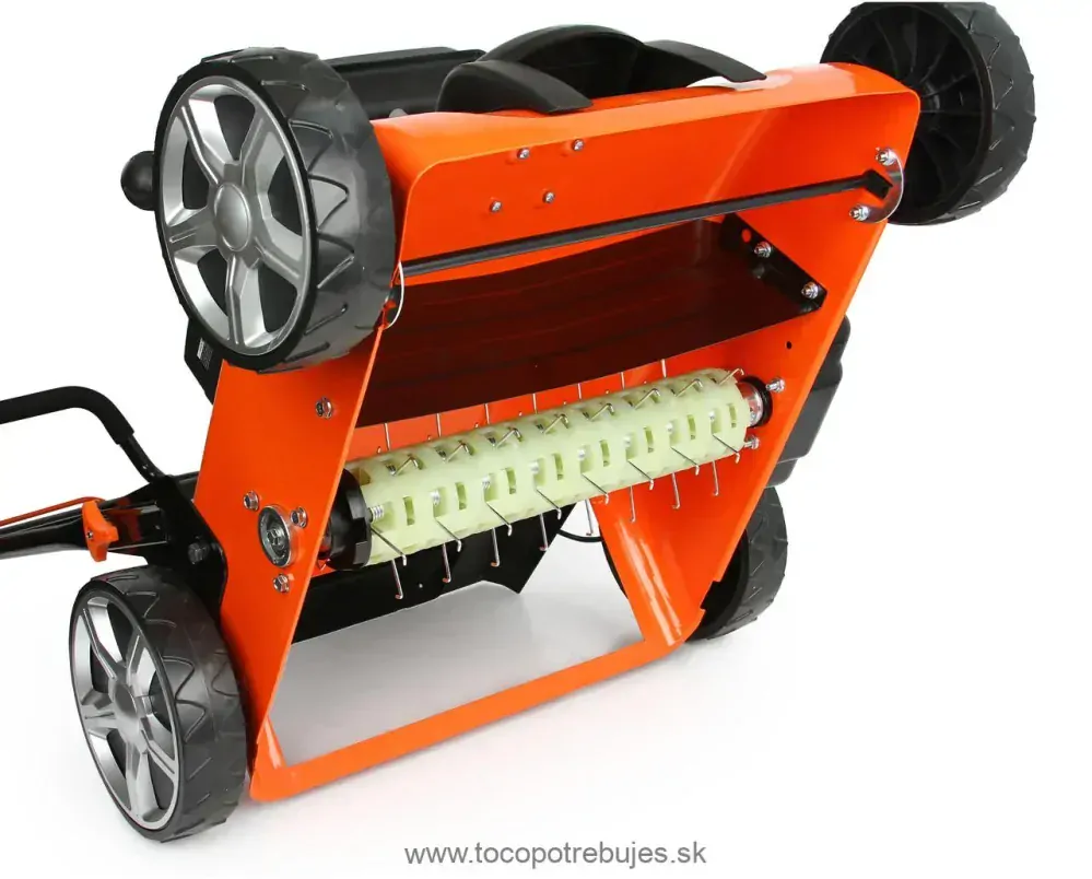 Benzínový vertikulátor Demon 3,8 kW M83270