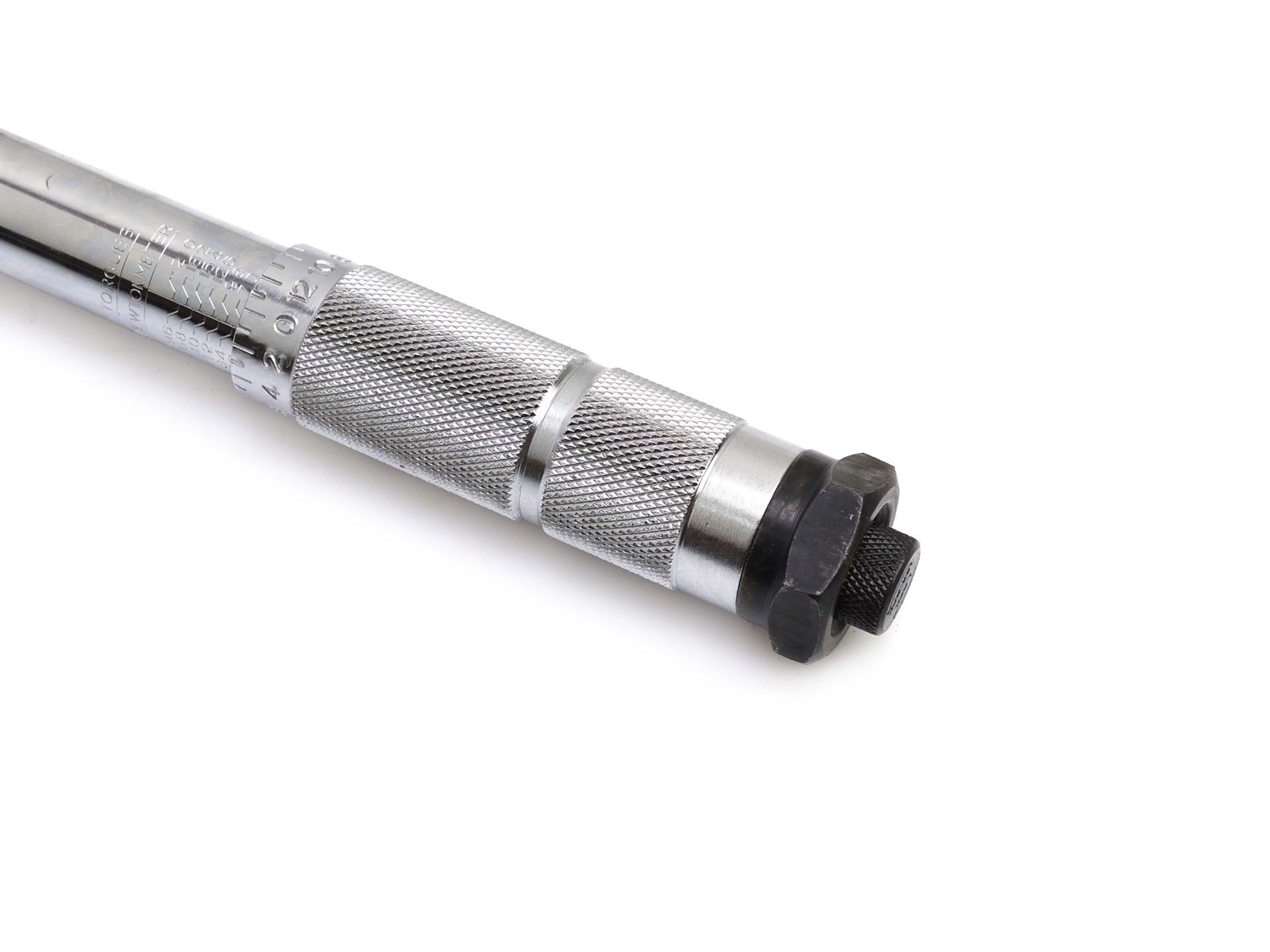 1/2" momentový kľúč 28-210Nm + nástrčky a predĺženie - GEKO G10064