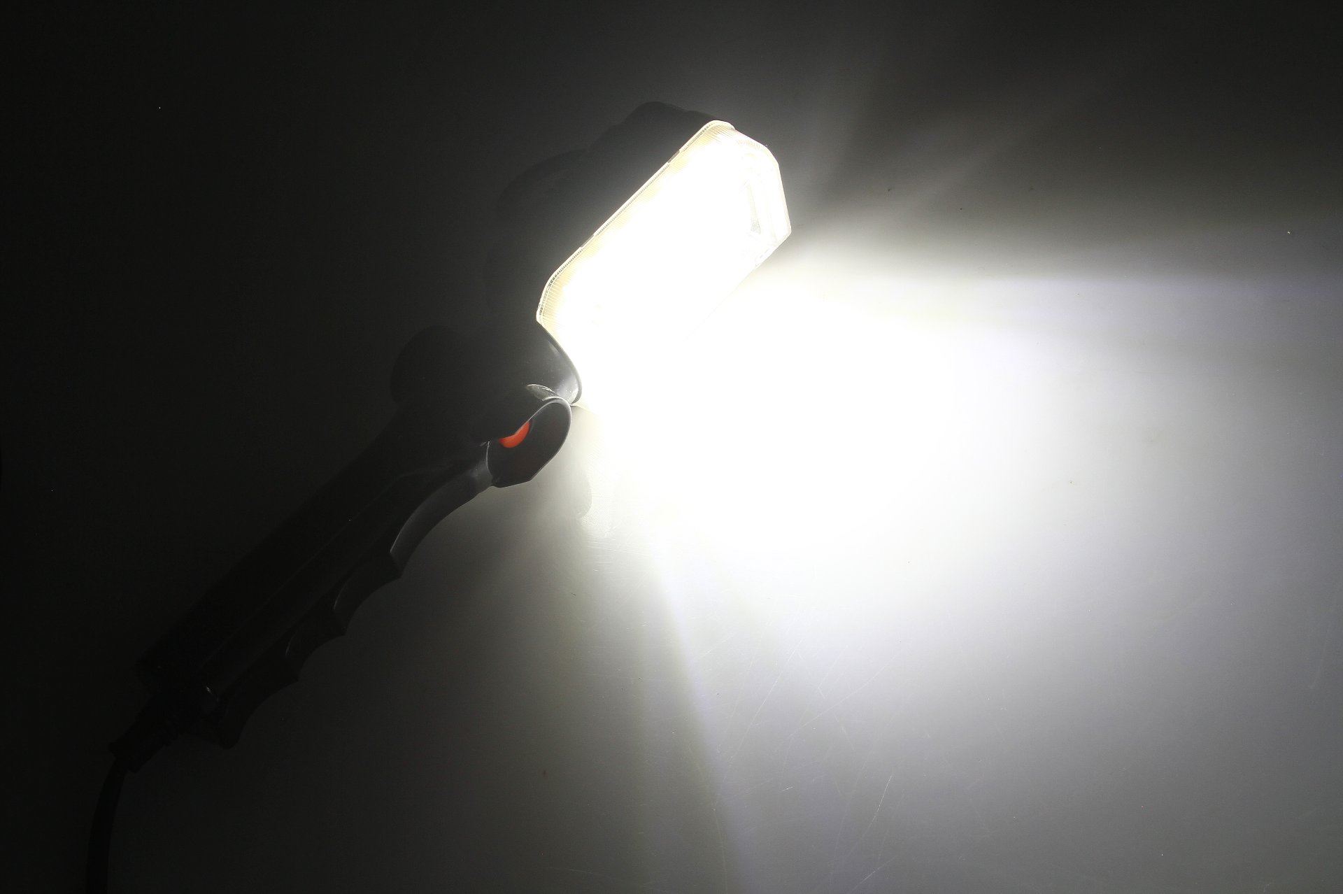 LED PRACOVNÉ SVETLO MAR-POL M82735