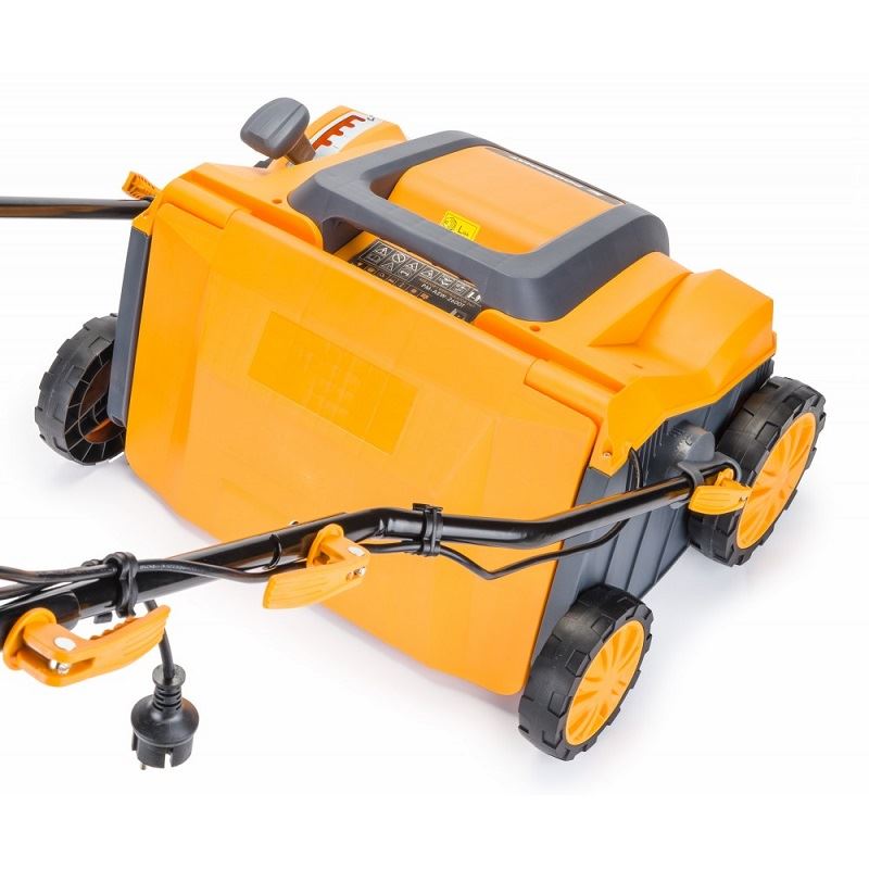 Vertikutátor a trávny prevdzušňovač elektrický 3v1 PM-AEW-2600T - POWERMAT
