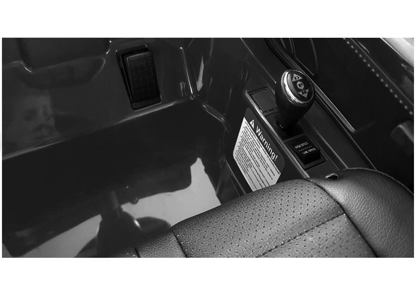 LeanToys Elektrické autíčko Audi R8, 2x45W motor, čierna