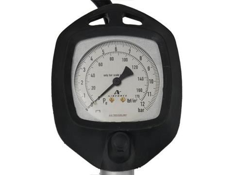 Pištoľ na plnenie pneumatík s manometrom - GEKO G01159