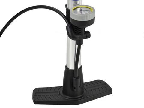 Pumpa s manometrom 38x530mm - GEKO PROFI G01280
