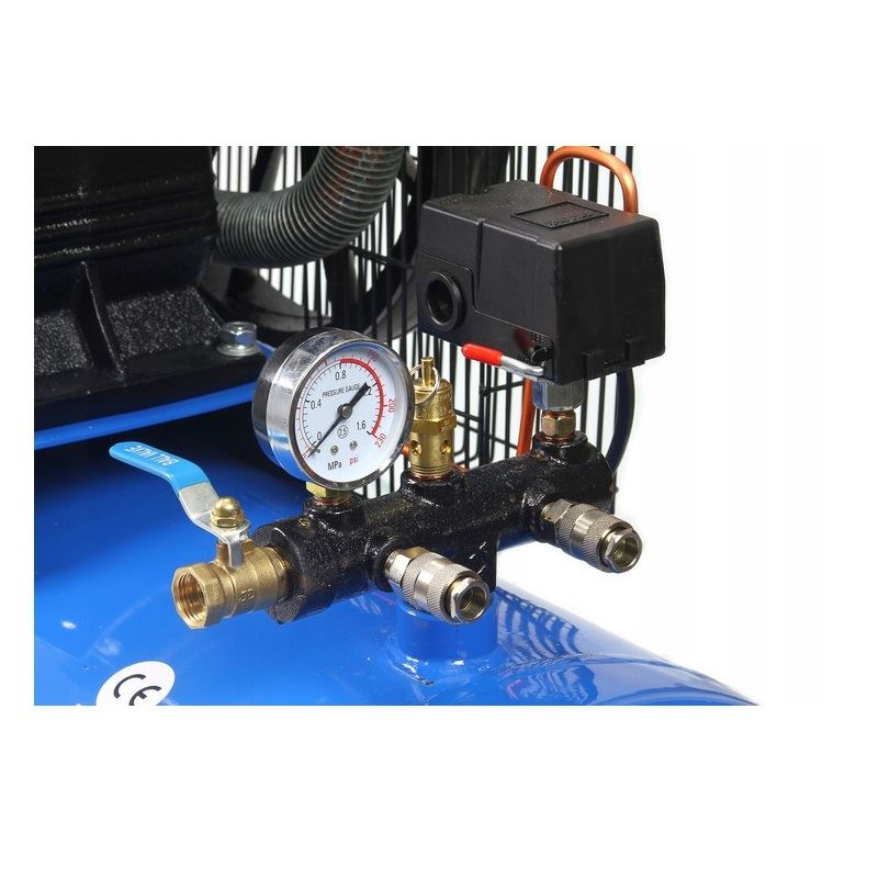 Olejový kompresor dvojvalcový 200L 5.4HP - RIPPER M80682A