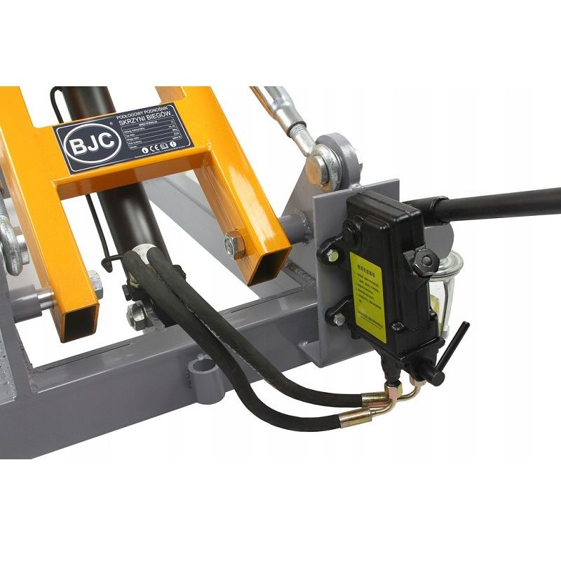 Hydraulický dielenský zdvihák prevodovky 3T podlahový - BJC M80418