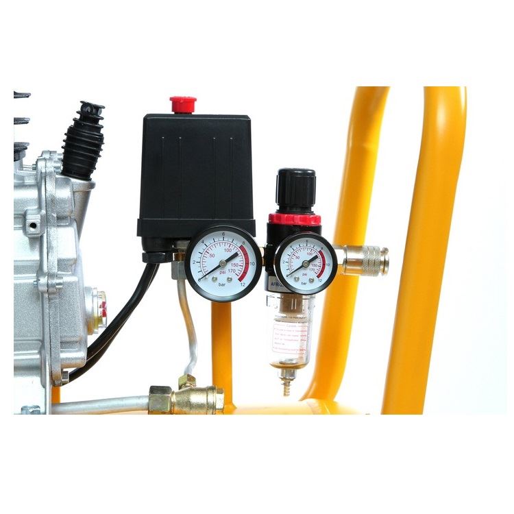 Olejový kompresor 50L 2HP - HURAGAN M88001