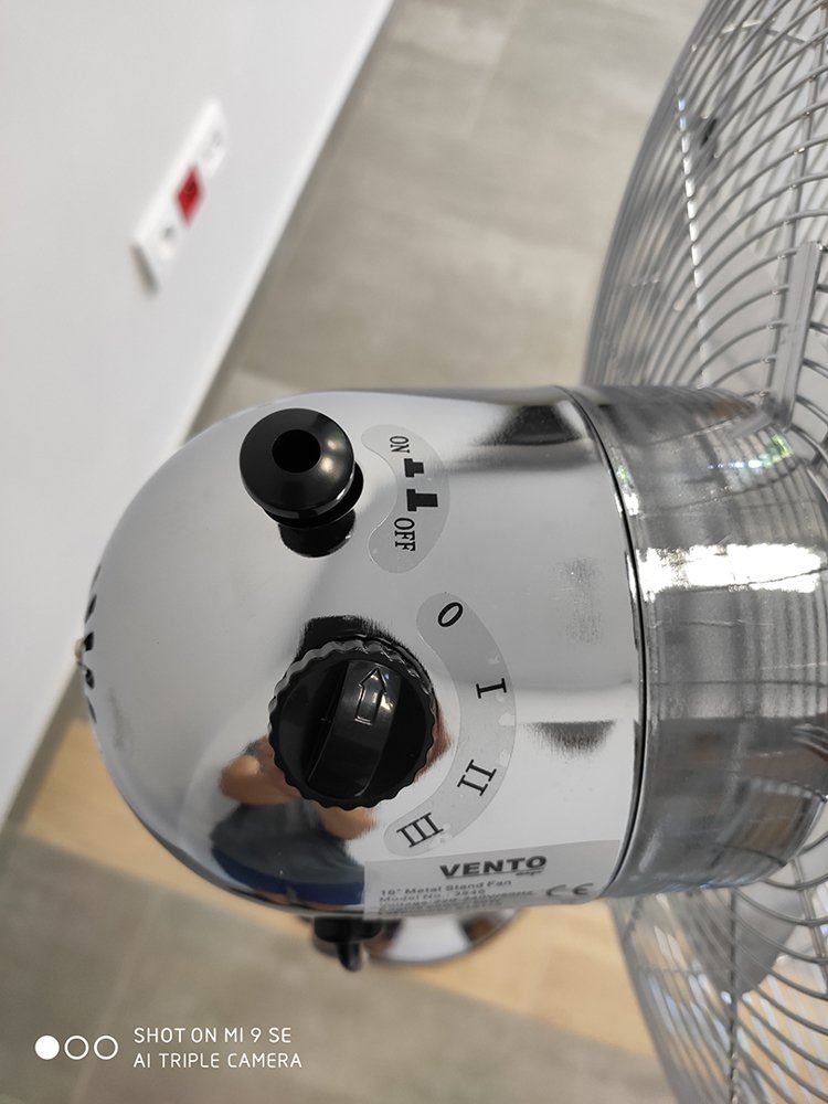 Stojanový chrómovaný ventilátor Vento 40cm 50W