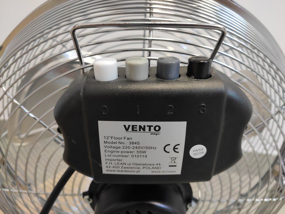 Podlahový ventilátor Chrome Vento 30cm 55W