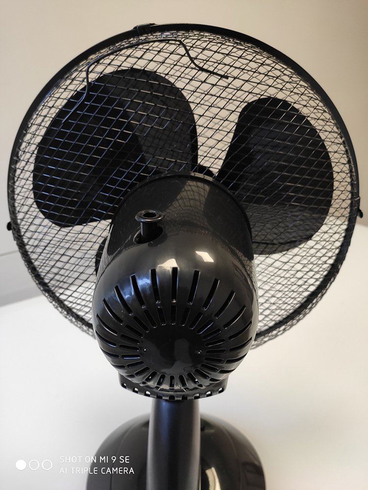 Stolový ventilátor Vento 30cm 40W čierny