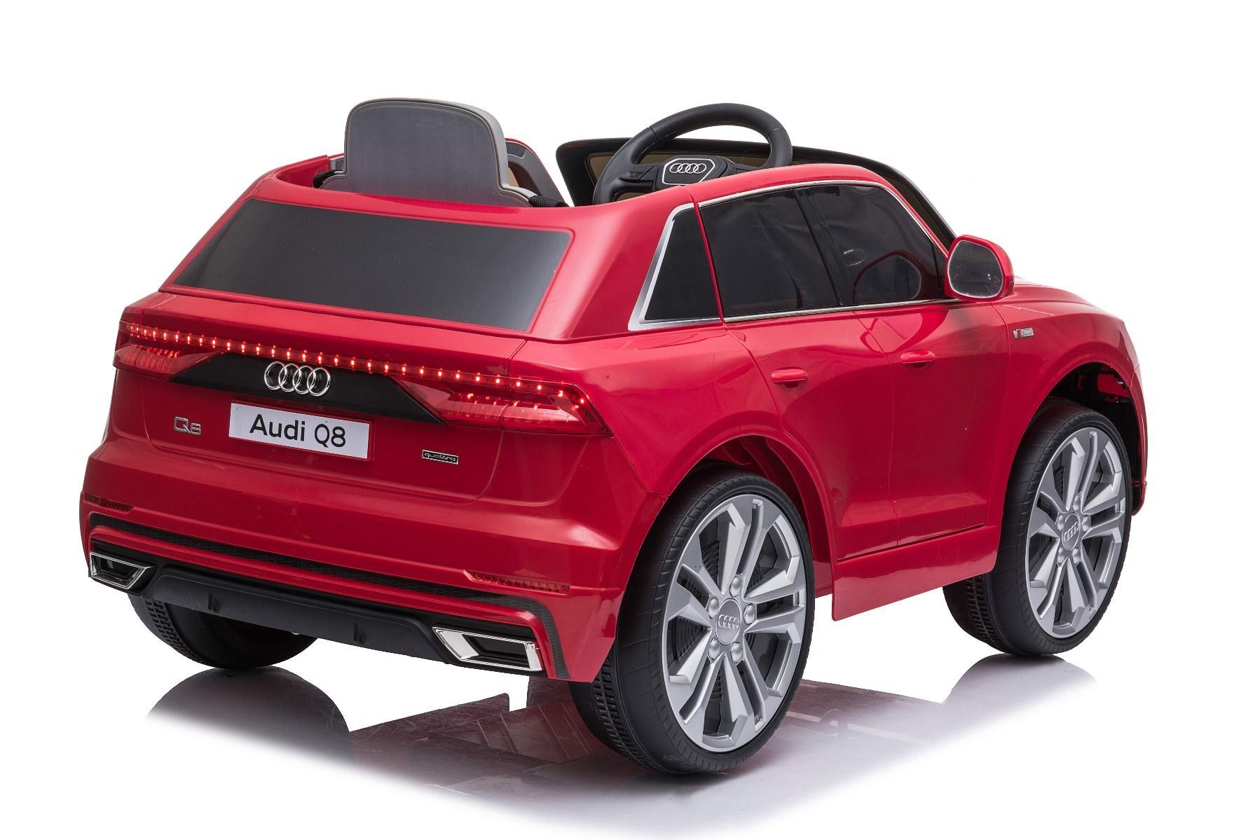 Elektrické autíčko Audi Q8, 12V, 2,4 GHz dialkové ovládanie, USB / SD Vstup, LED svetlá, 12V batéria, mäkké EVA kolesá, 2 X MOTOR, červené, ORIGINÁL licencia