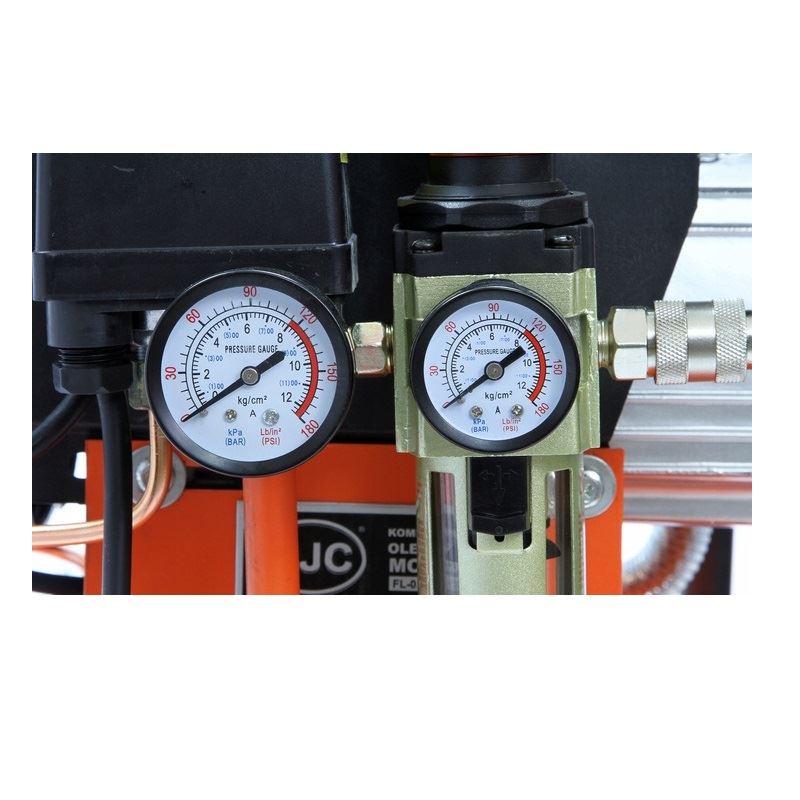 Vertikálny olejový kompresor 50L 2,2kW - BJC M88013