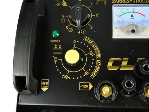 Štartovací a nabíjací vozík CLASS 630 - GEKO G80026