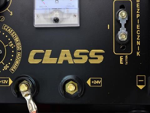 Štartovací a nabíjací vozík CLASS 530 - GEKO G80025